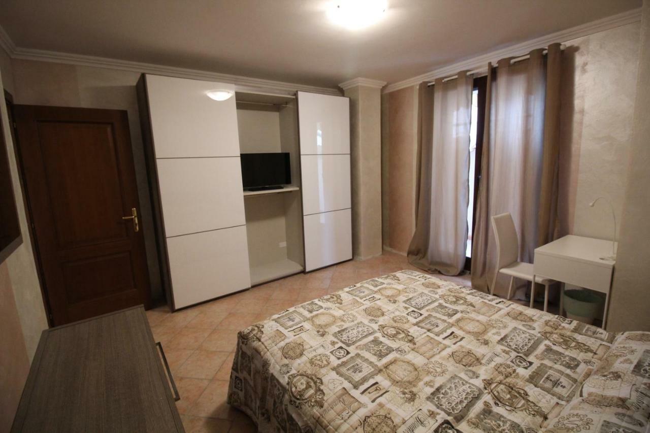 Del Prado Aparthotel Riva Ligure Kültér fotó