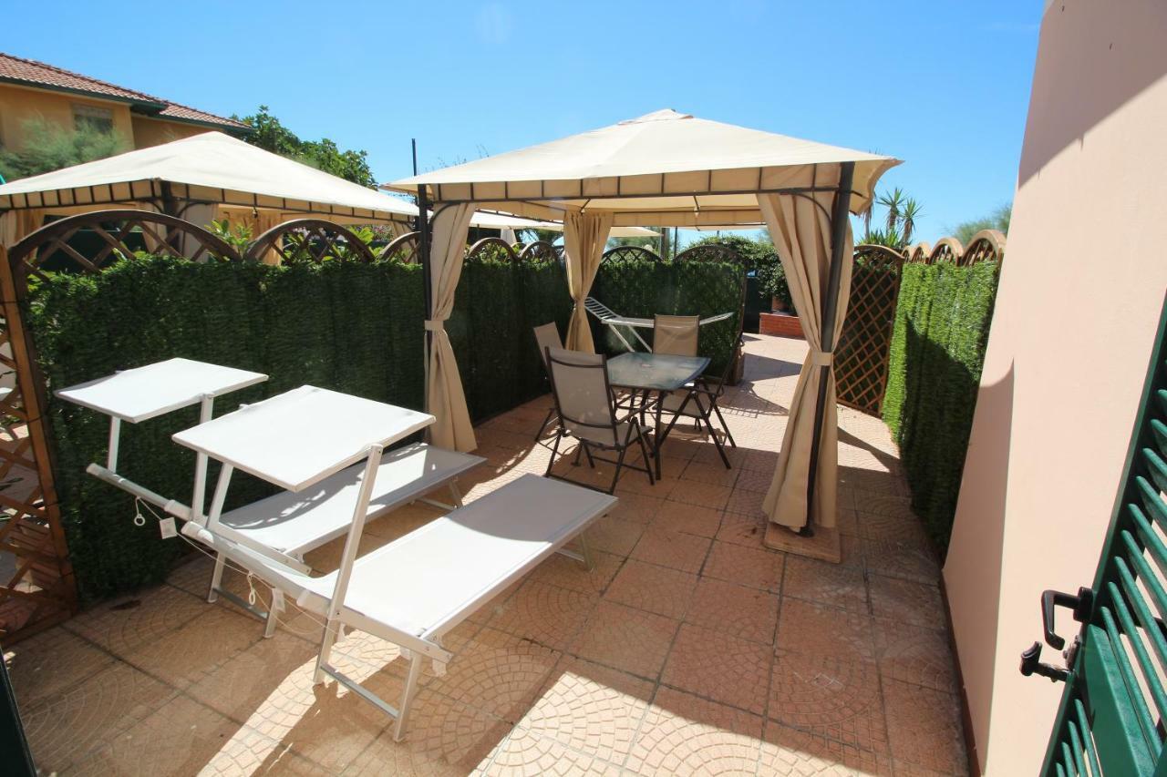 Del Prado Aparthotel Riva Ligure Kültér fotó